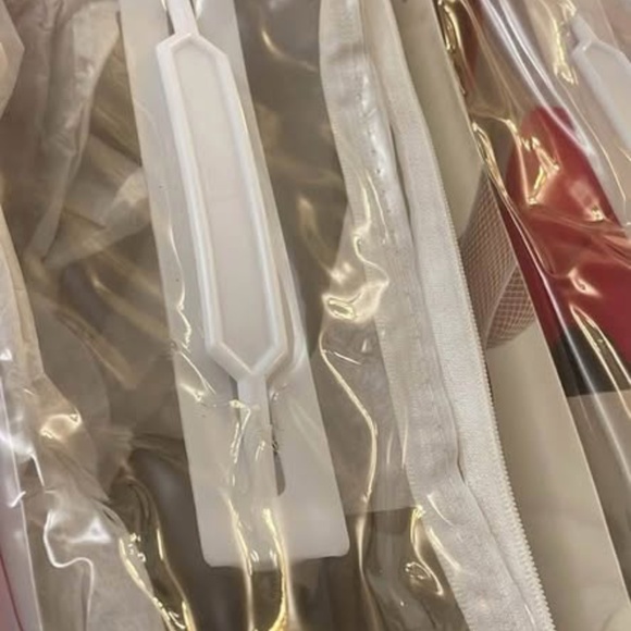 BRAND NEW women secret wishes rubies red mary jane heels shoes size S 5-6 M 7-8 - Picture 4 of 6